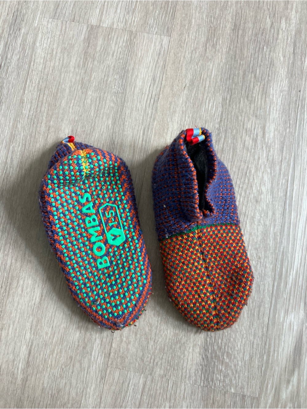 Bombas Kids Youth multicolor Slip-On Gripper Slipper Socks Orange, Purple & Teal